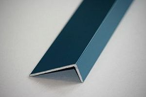 L-профиль алюминий, гладкий, окрашенный, цвет Синий - Фото
